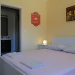 Ela * Umag