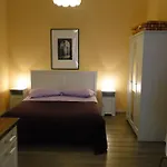 Ela